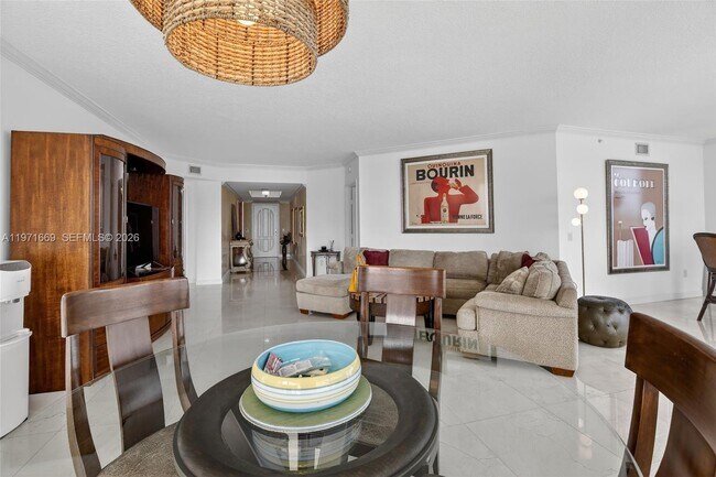 Building Photo - 3370 Hidden Bay Dr