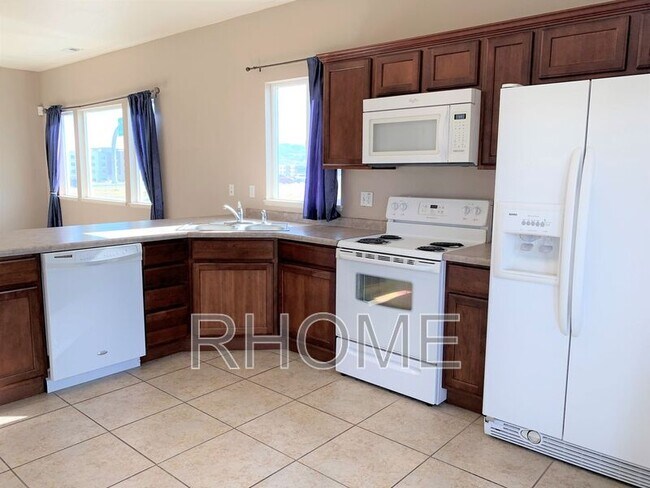 Building Photo - 114 Bella Monte Dr