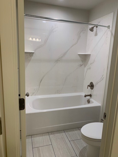 Building Photo - 88 E 250 N