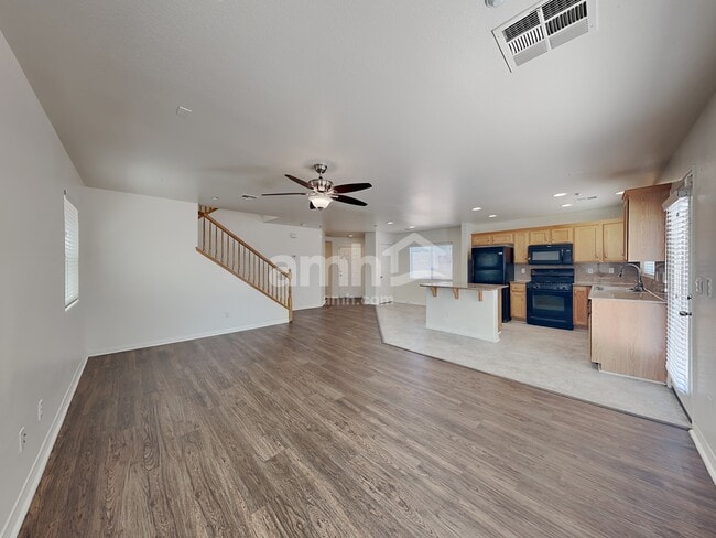 Building Photo - 5676 Orangeroot Ct