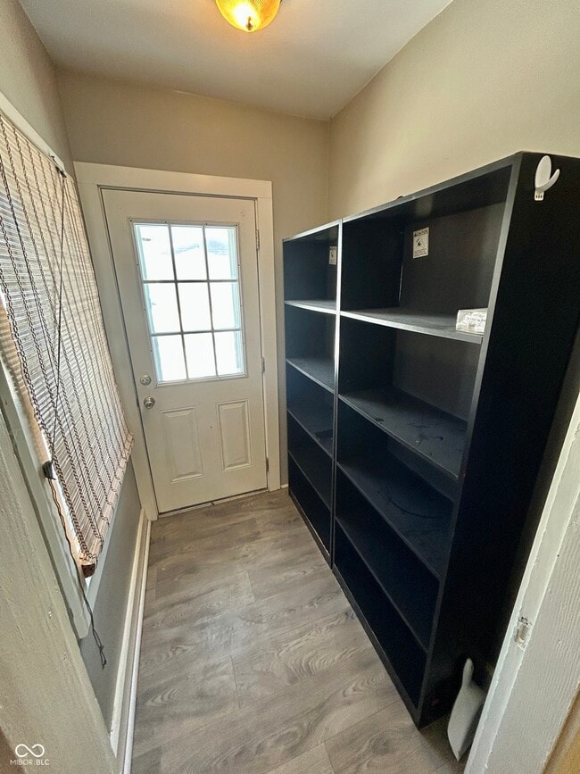 Building Photo - 235 N Oxford St