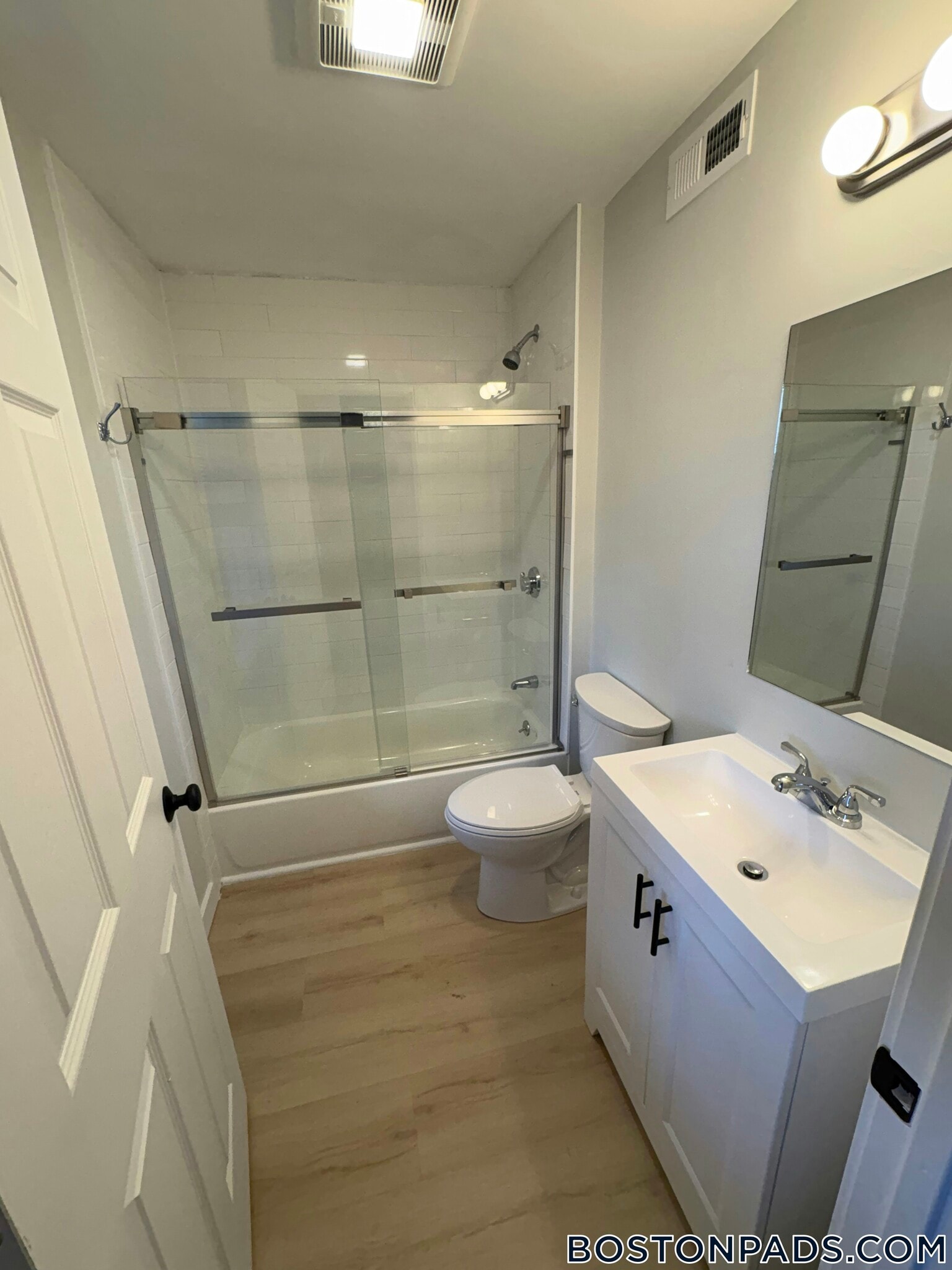 Building Photo - 28 Woodland St