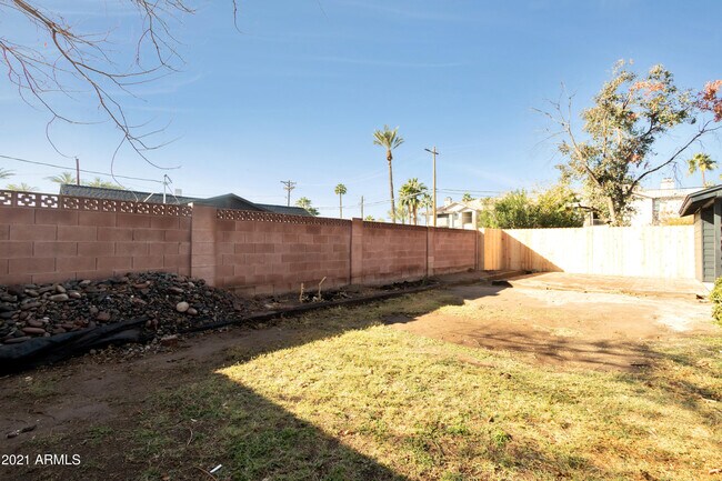 Building Photo - 4417 N 21st St