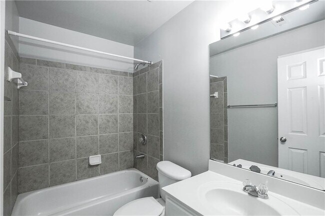 Building Photo - 2388 Fairlie Dr