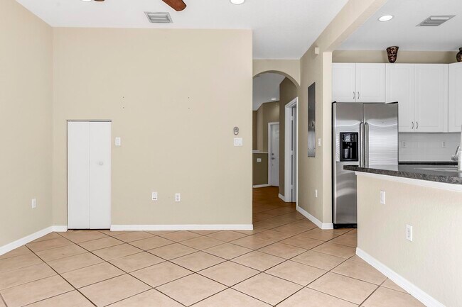 Building Photo - 228 Lake Monterey Cir