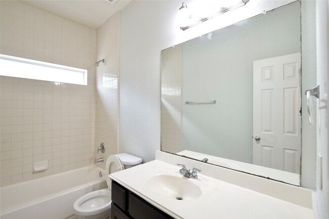 Building Photo - 3931 Medici Ct