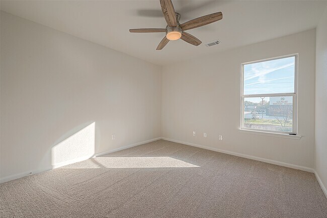 Building Photo - 3806 Granite Springs Ln