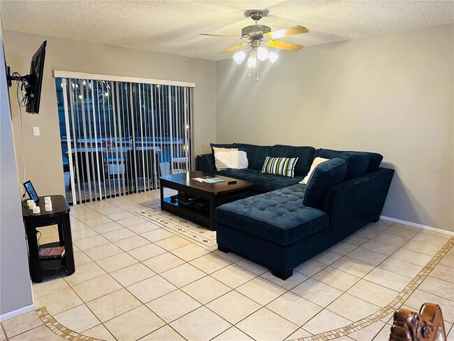 Building Photo - 3958 Easton Terrace