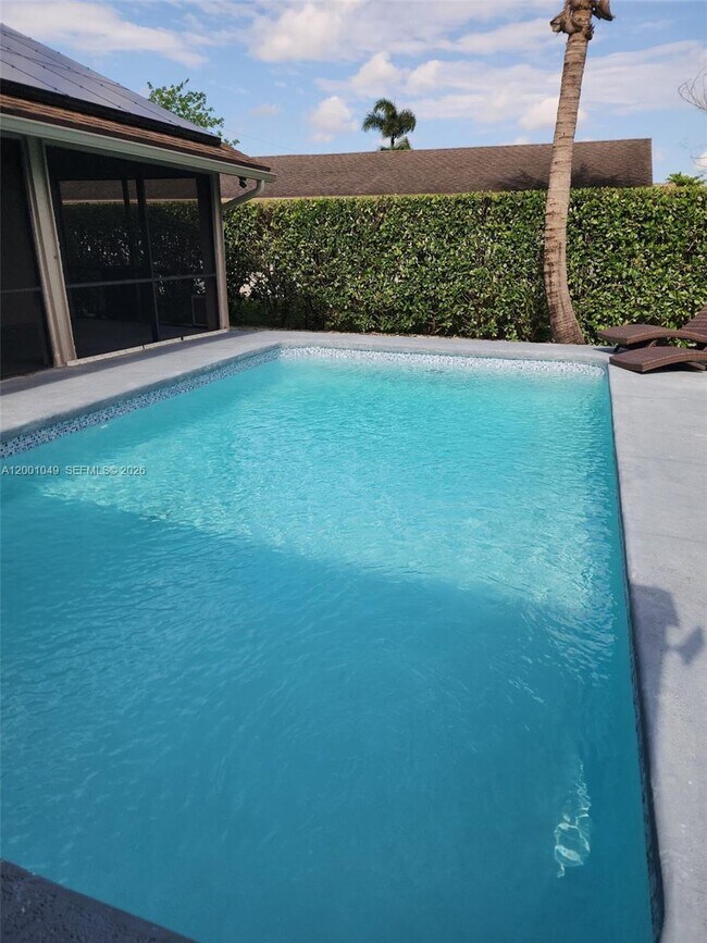 Building Photo - 11540 NW 27th Ct