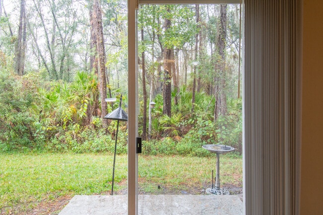 Building Photo - 9079 Iron Oak Ave