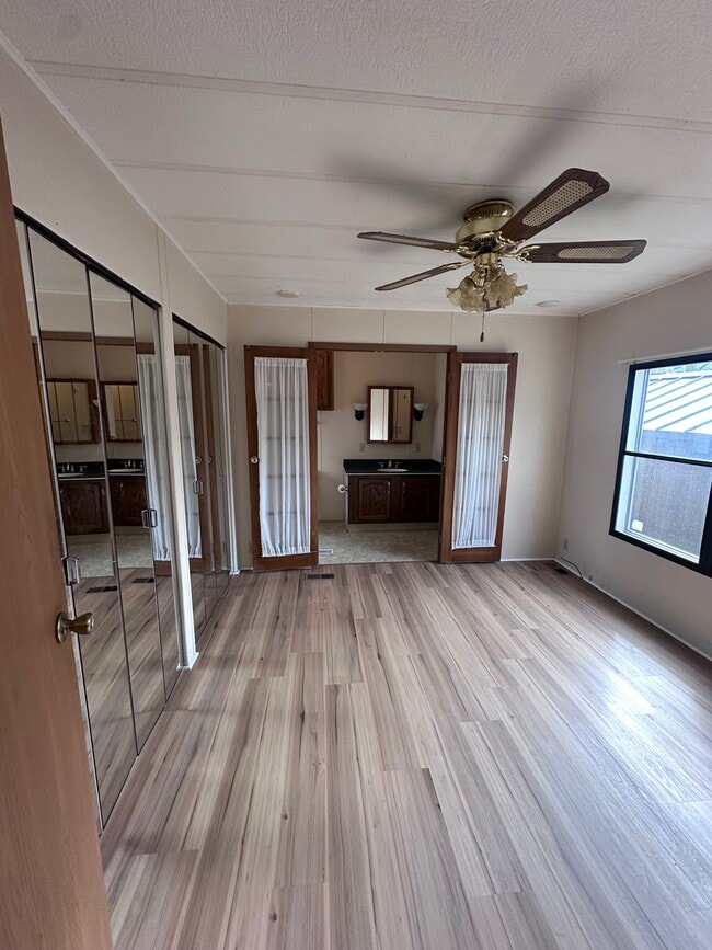 Building Photo - 13347 Private Rd 231