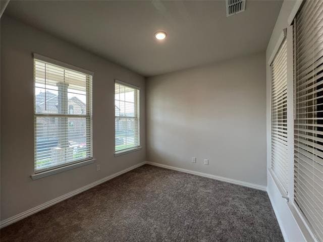 Building Photo - 717 Parkside Dr