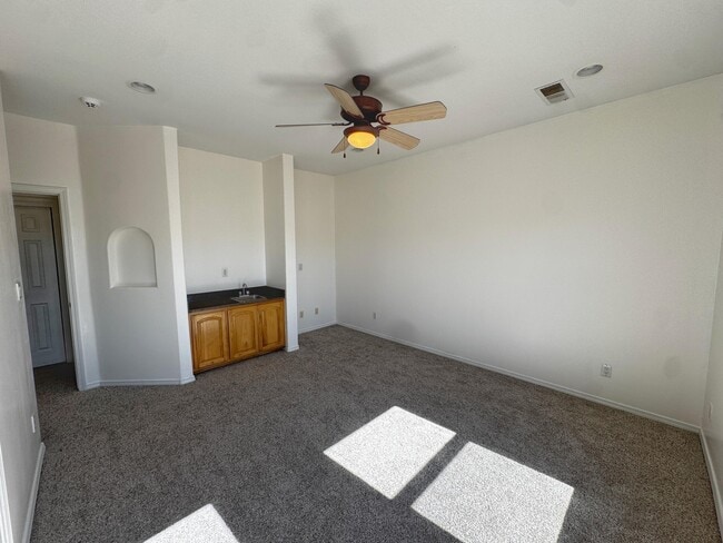 Building Photo - 4629 Spanish Sun Ave NE