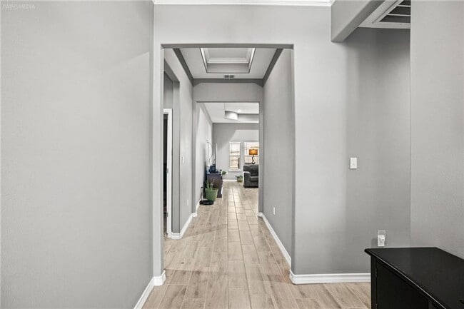 Building Photo - 3921 Woodhouse Ln