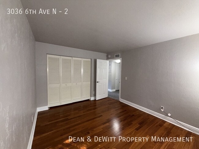 Building Photo - 3036 6th Ave N