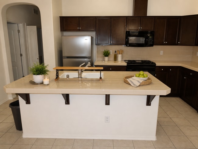 Building Photo - Modern Comfort in a Gated Community