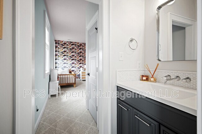Building Photo - 3618 Graythorne Dr