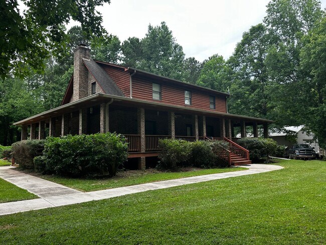 Building Photo - 105 Bear Creek Ct