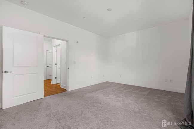 Building Photo - 718 Stiller Ln