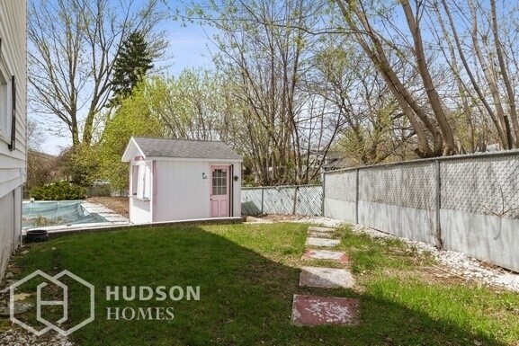 Building Photo - 113 Viking Pl