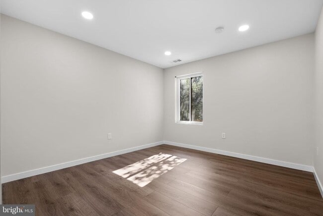 Building Photo - 10053 Windstream Dr