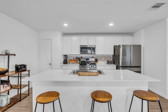 Building Photo - 9815 Bellwick Holw Ct