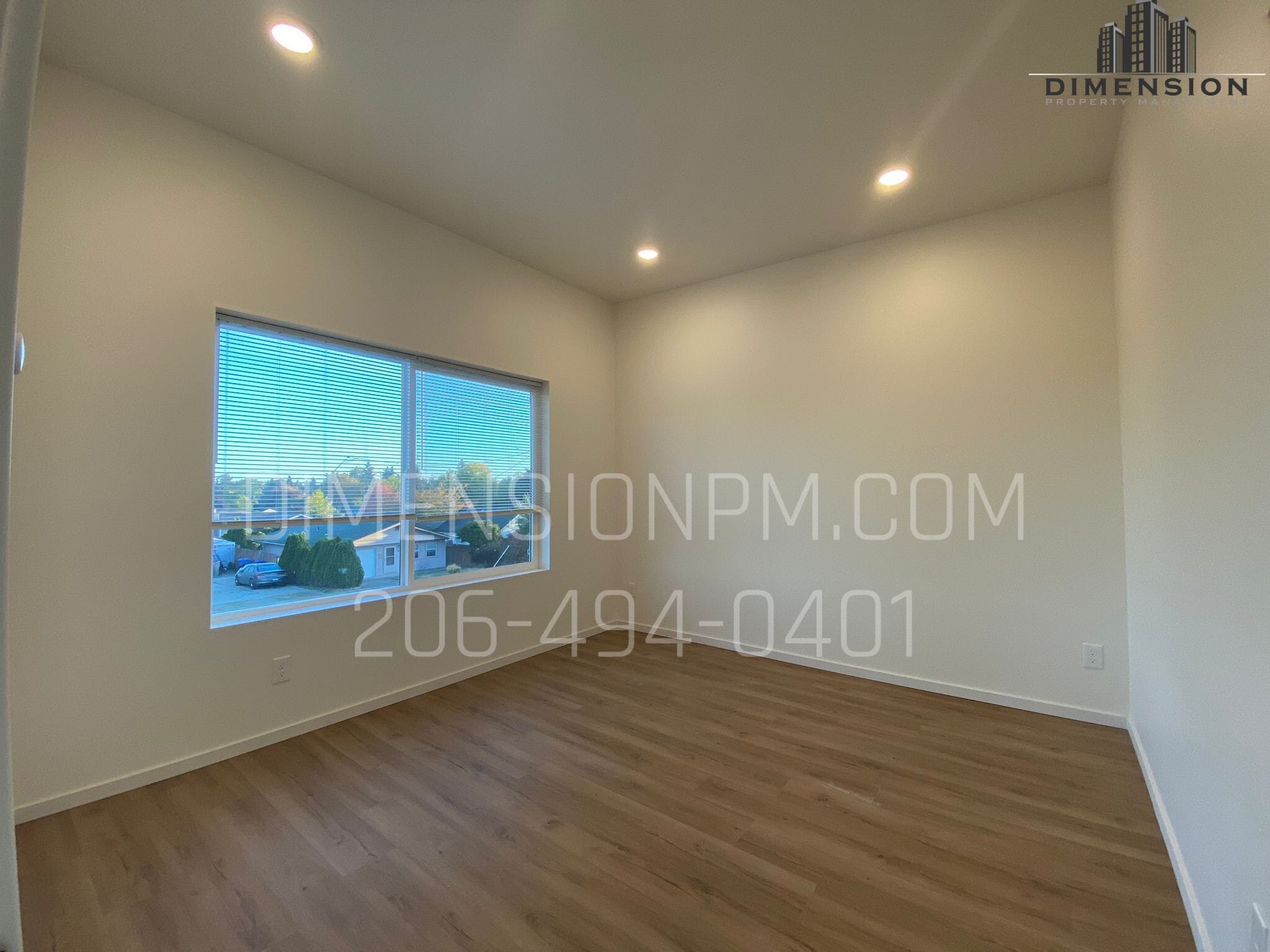 Building Photo - 1060 S 86th St