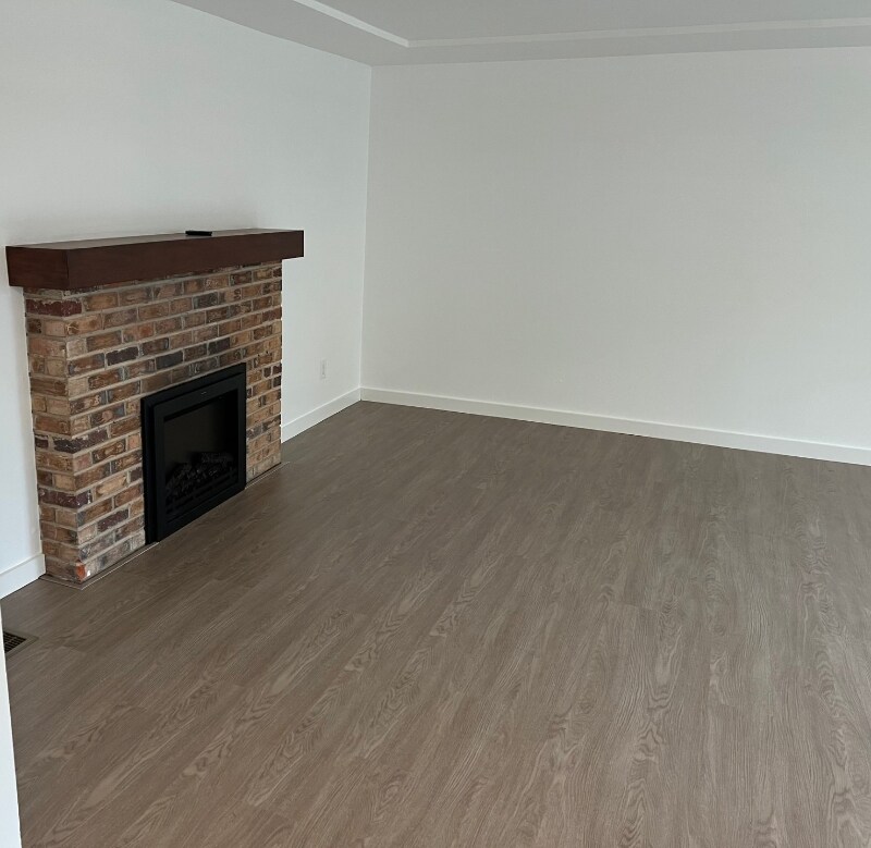 Building Photo - 8230 SE 72nd St