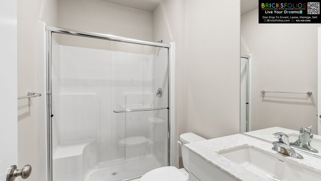 Building Photo - Stunning Brand New Home in Olympia. Near JBLM.