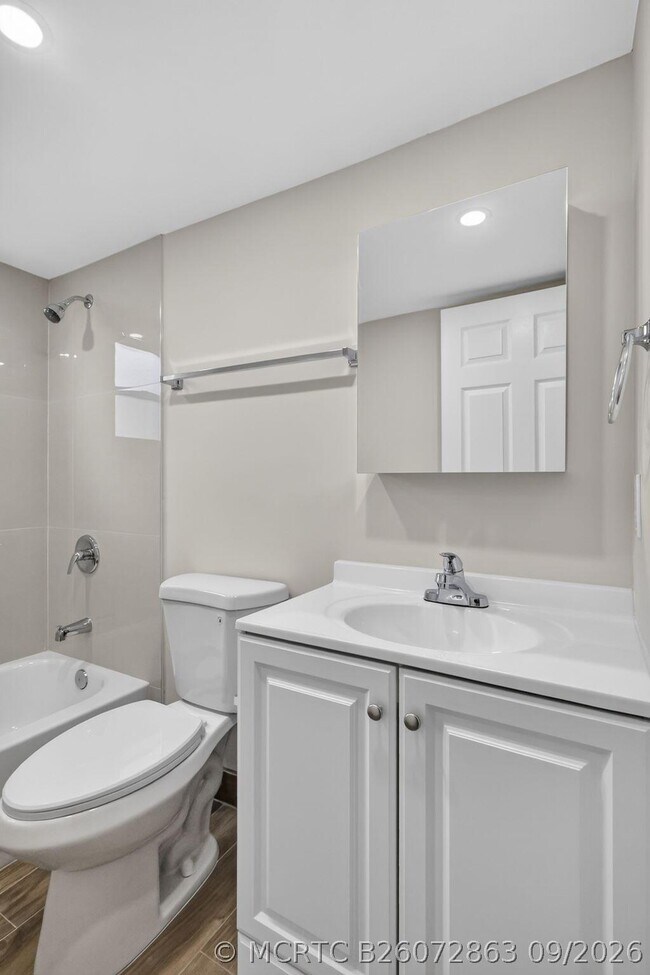 Building Photo - 770 Normandy Trail