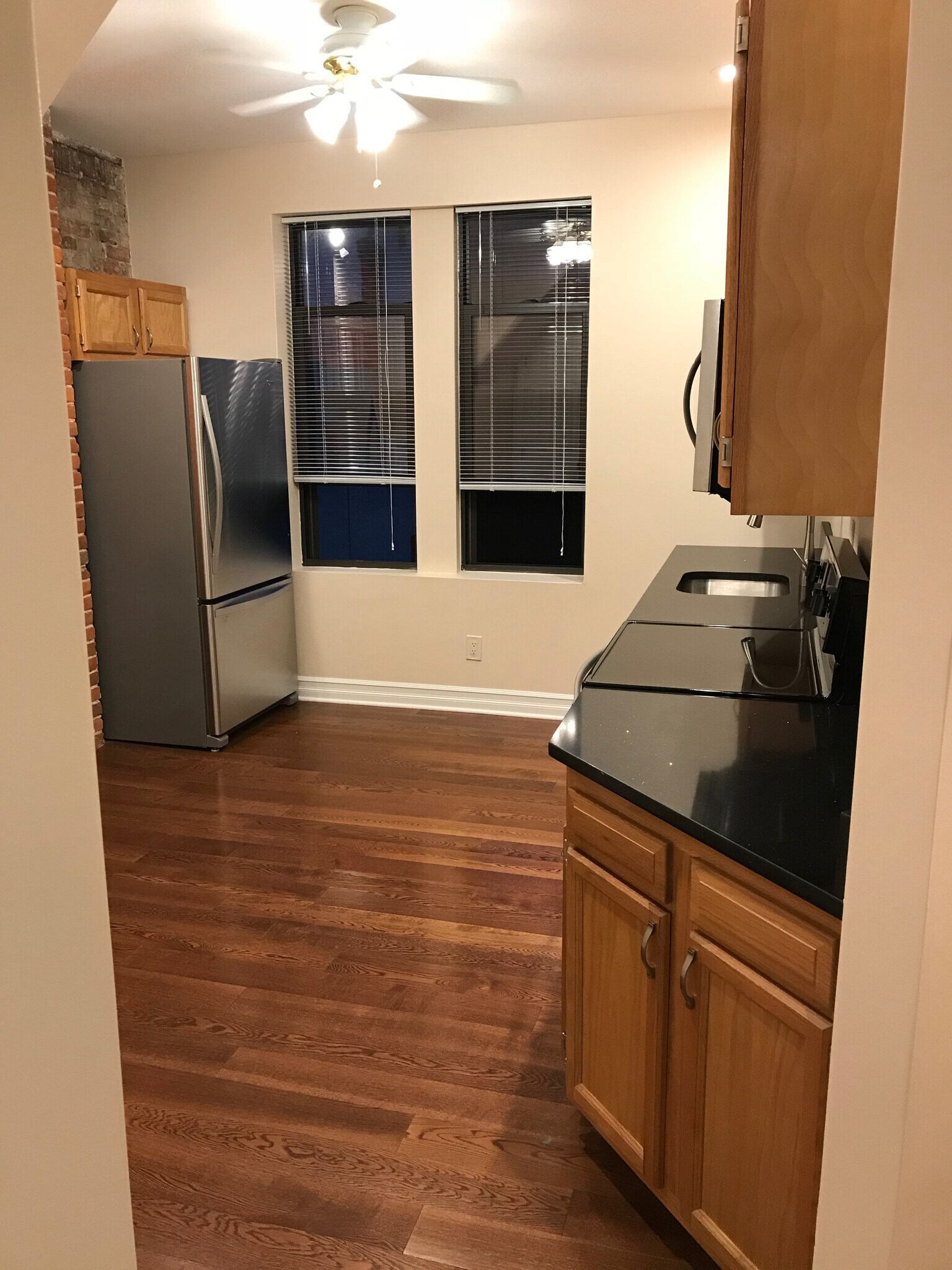 Well-lit spaces - 5960 Alder St