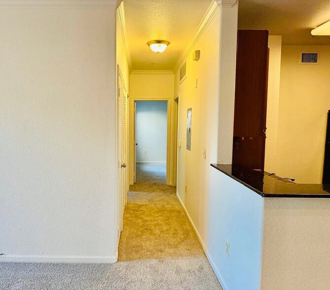 Building Photo - 8434 Walerga Rd