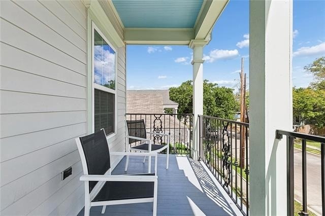 Building Photo - 3212 Jackson Ave