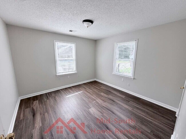 Building Photo - 1199 Tunstall St