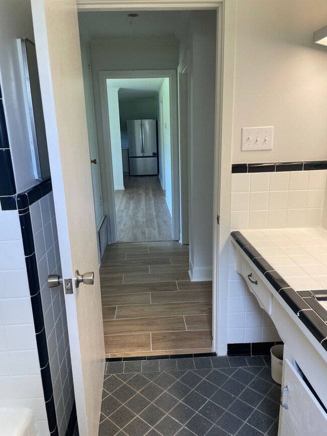 Building Photo - 3 Bedroom House in New Iberia