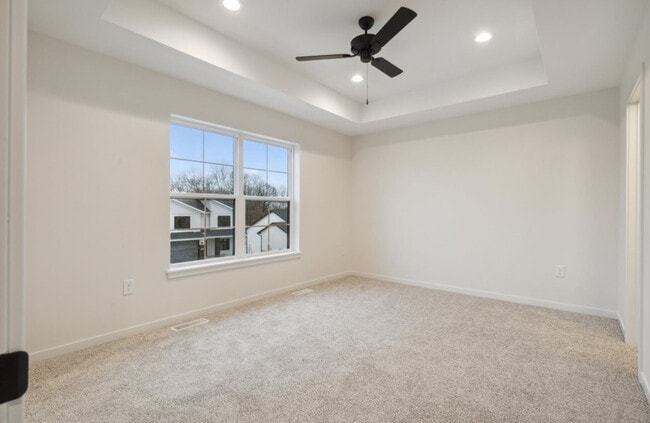 Building Photo - 4749 Preston Ln