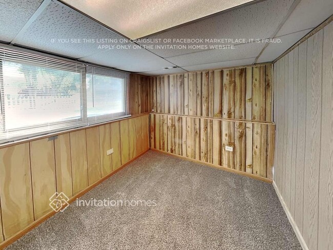 Building Photo - 324 Waverly Dr