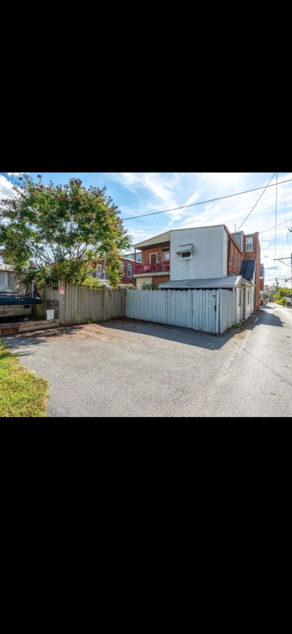 Building Photo - 125 N 4th St