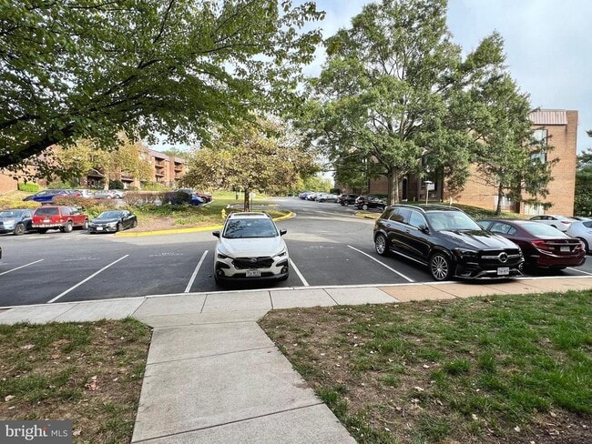 Building Photo - 118 Roberts Ln