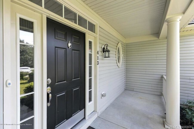 Building Photo - 413 Virginia Ave