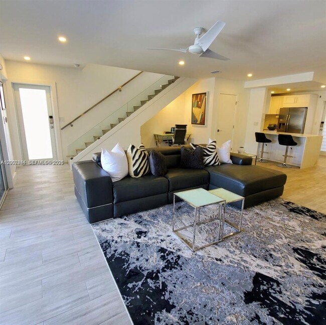 Building Photo - 7406 Gary Ave