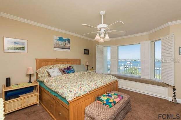 Building Photo - 157 Marine St