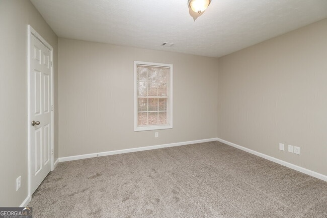 Building Photo - 8129 Sterling Ln