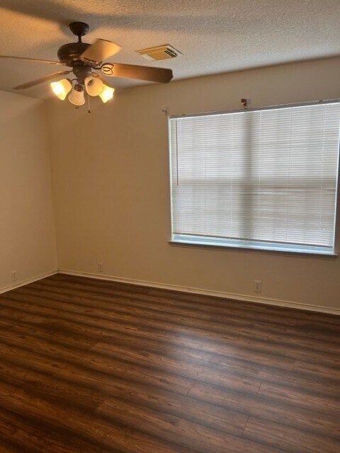 Building Photo - 4823 Dark Canyon Ct