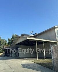 Building Photo - 809 Monarch Cir