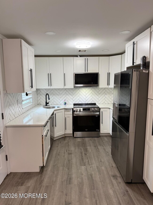 Building Photo - 286B Malvern Ct E