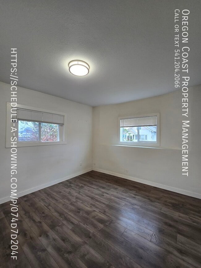 Building Photo - 2519 6th St