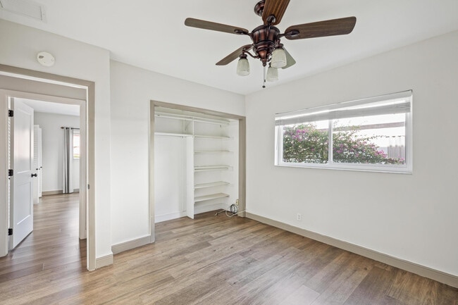 Building Photo - 1450 N Riverside Dr