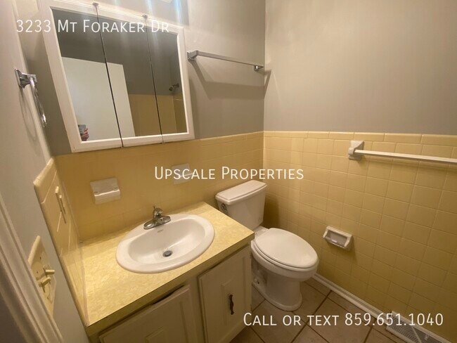 Building Photo - 3233 Mt Foraker Dr