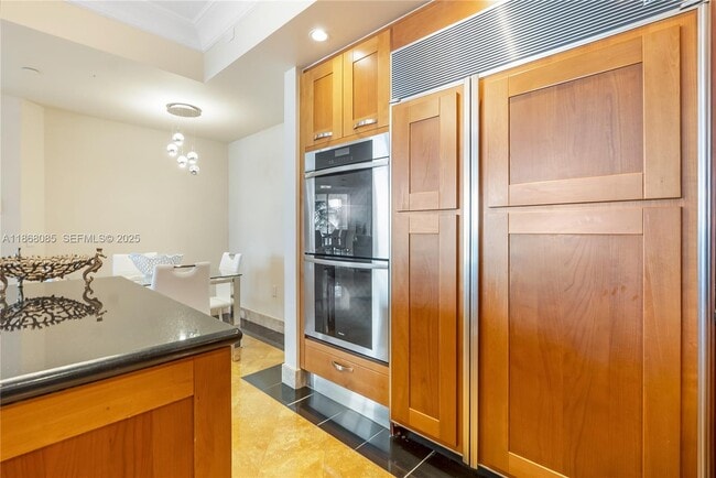 Building Photo - 1460 S Ocean Blvd